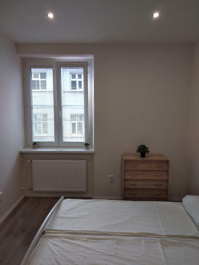 Kate & Jenny Apartments - Cosy Place In The City Center Bratislava Exterior photo